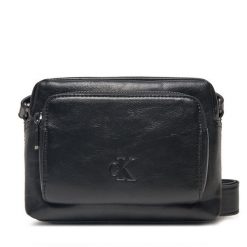 Saszetka Calvin Klein Jeans. Czarne saszetki męskie Calvin Klein Jeans, bez wzorów, z jeansu, młodzieżowe, małe. Za 219.99 zł.