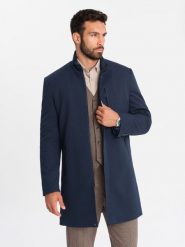 Dopasowany strukturalny płaszcz męski z wysokim kołnierzem – granatowy V2 OM-COWC-0117 - M. Niebieskie płaszcze męskie Ombre Clothing, m, z aplikacjami, z materiału, eleganckie, bez kaptura. Za 311.99 zł.