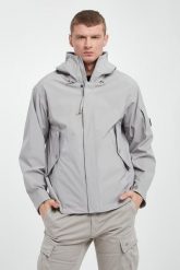 Kurtka wiatrówka męska C.P. COMPANY. Kurtki męskie C.P. Company, m, bez wzorów, bez ramiączek, bez kaptura. Za 1,979.00 zł.