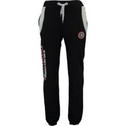 Spodnie dresowe "Mirana" w kolorze czarnym. Czarne spodnie dresowe męskie marki Geographical Norway, z aplikacjami, z dresówki. W wyprzedaży za 117.95 zł.
