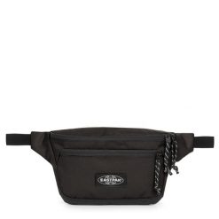 Torba na ramię Eastpak Crossbody Pro. Czarne torby męskie na ramię Eastpak, bez wzorów, na ramię. Za 171.00 zł.