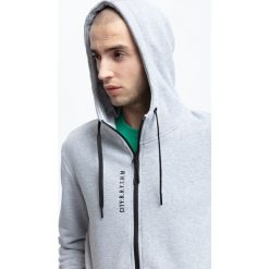 Bluza męska BLM256 - chłodny jasny szary melanż. Bluzy nierozpinane męskie marki 4f. W wyprzedaży za 89.99 zł.