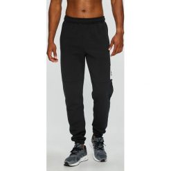 Adidas Performance - Spodnie. Długie spodnie sportowe męskie marki adidas Performance. Za 199.90 zł.