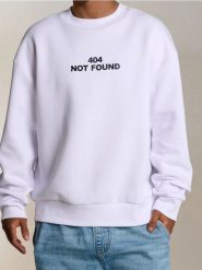 Bluza z napisem - biały. Białe bluzy nierozpinane męskie Sinsay, l, bez wzorów, bez ramiączek, bez kaptura. Za 39.99 zł.