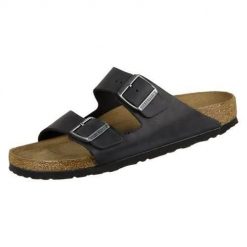Klapki Birkenstock Arizona WB. Brązowe klapki i japonki męskie Birkenstock, bez wzorów, z materiału. Za 449.00 zł.