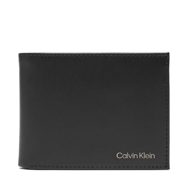 Portfel Calvin Klein. Czarne portfele męskie Calvin Klein, bez wzorów. Za 179.99 zł.