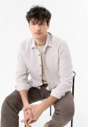 Lniana koszula w prążek K-FILIO. Koszule męskie Volcano, na lato, m, bez wzorów, z materiału, bez kołnierzyka, bez ramiączek. Za 159.99 zł.