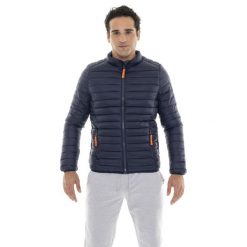 Kurtka puchowa z pełny zamek błyskawiczny na co dzień. Niebieskie kurtki męskie LEONE 1947 APPAREL, bez wzorów, z poliesteru, sportowe, bez ramiączek, bez kaptura. W wyprzedaży za 201.87 zł.