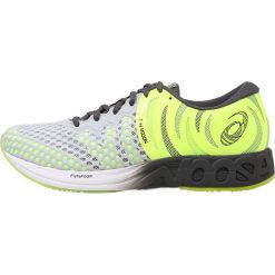 ASICS NOOSA FF 2 Obuwie do biegania treningowe glacier grey/dark grey/safety. Buty do biegania męskie marki Asics. W wyprzedaży za 464.25 zł.