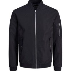 Jack&Jones Męska kurtka Jjedesert Bomber Noos Black (rozmiar XL). Czarne kurtki męskie Jack&Jones, m, bez wzorów, eleganckie, bez ramiączek, bez kaptura. W wyprzedaży za 107.00 zł.