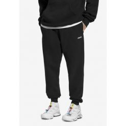 Spodnie dresowe męskie Prosto Darn. Czarne spodnie dresowe męskie Prosto., bez wzorów, z dresówki. Za 249.99 zł.