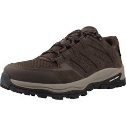 Buty COLUMBIA REDMOND IV LOW WP Brązowy. Brązowe buty trekkingowe męskie Columbia, bez wzorów, ze skóry, bez zapięcia, trekkingowe. Za 413.99 zł.