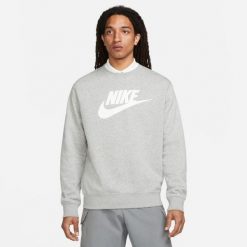 Bluza Club Graphic Rozmiar M Szary - DQ4912-063. Szare bluzy nierozpinane męskie Nike, m, bez wzorów, z dzianiny, sportowe, bez ramiączek, bez kaptura. Za 229.99 zł.