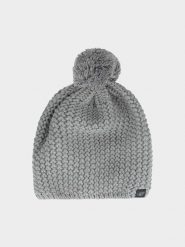 4F Czapka zimowa z pomponem męska - szara L. Szare czapki męskie 4f, na zimę, bez wzorów, z materiału, sportowe. W wyprzedaży za 39.99 zł.