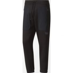 Adidas Spodnie męskie czarne r. M (BS2562). Długie spodnie sportowe męskie marki ADIDAS. Za 257.96 zł.