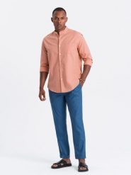 Męskie spodnie podwijane chino z dodatkiem lnu – niebieski denim V5 - Rozmiar: S. Niebieskie spodnie na co dzień męskie Ombre Clothing, bez wzorów, z bawełny, casualowe. W wyprzedaży za 220.49 zł.