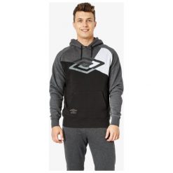 Umbro Bluza Cut And Sew Oh Hoody , czarny, rozmiar S. Czarne bluzy nierozpinane męskie Umbro, m, bez wzorów, z bawełny, bez ramiączek, bez kaptura. W wyprzedaży za 99.99 zł.