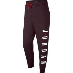 Jordan Spodnie męskie Sportswear Jumpman Air bordowe r. L (AT4913-652). Długie spodnie sportowe męskie Jordan. Za 468.16 zł.