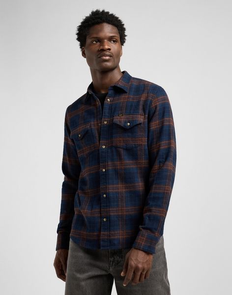 MESKA KOSZULA LEE CLEAN WESTERN SHIRT LUXE RIVET NAVY 112371318. Niebieskie koszule męskie Lee, m, bez wzorów, bez kołnierzyka, bez ramiączek. Za 169.99 zł.