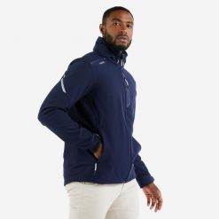 Kurtka softshell żeglarska męska Tribord Sailing 500, granatowa. Kurtki męskie TRIBORD, m, bez wzorów, z polaru, sportowe, bez ramiączek, bez kaptura. W wyprzedaży za 179.99 zł.