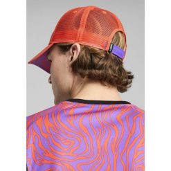 Czapka typu trucker Neymar Jr PUMA Orange Poppy Black. Brązowe czapki męskie Puma, bez wzorów, sportowe. Za 67.99 zł.