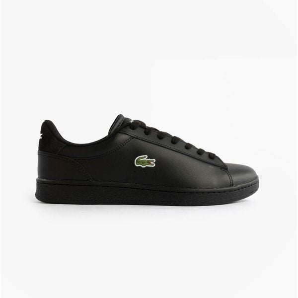 Buty męskie trampki sportowe Lacoste CARNABY SET. Czarne buty sportowe na co dzień męskie Lacoste, bez wzorów, sportowe, bez zapięcia. W wyprzedaży za 379.00 zł.