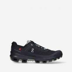 Buty do biegania męskie On Running Cloudventure Czarne. Czarne buty do biegania męskie On Running, bez wzorów, bez zapięcia, do biegania. W wyprzedaży za 591.80 zł.