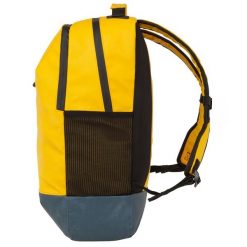 Plecak żeglarski Tribord Sailing 25 L. Brązowe plecaki męskie TRIBORD, bez wzorów, z tkaniny. Za 169.99 zł.