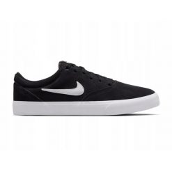 Buty na co dzień Męskie Nike Charge Suede Trampki Skóra Zamszowa. Czarne trampki męskie Nike, bez wzorów, ze skóry, bez zapięcia. Za 319.00 zł.