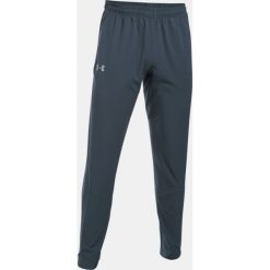 Under Armour Spodnie męskie OUT & BACK SW TAPERED PANT szare r. S (1298843-008). Szare długie spodnie sportowe męskie Under Armour. Za 180.76 zł.