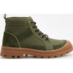 Skórzane botki - Khaki. Sztyblety męskie marki Reserved. W wyprzedaży za 99.99 zł.