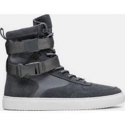 Szare sneakersy męskie. Buty sportowe na co dzień męskie marki Kazar. Za 549.00 zł.
