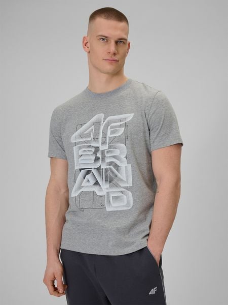 4F T-shirt regular z nadrukiem męski - szary L. Szare t-shirty męskie 4f, l, bez wzorów, z bawełny, bez kołnierzyka, bez ramiączek. W wyprzedaży za 59.99 zł.