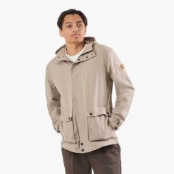 Kurtka outdoor Wędrówki męska Swedemount Sarek Jacket 2.0 wodoodporny. Brązowe kurtki męskie SWEDEMOUNT, m, bez wzorów, sportowe, bez ramiączek, bez kaptura. Za 399.99 zł.