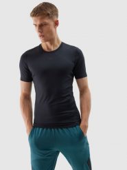 4F Koszulka treningowa slim z materiałów z recyklingu męska - głęboka czerń M. Czarne t-shirty męskie 4f, m, bez wzorów, z dzianiny, bez kołnierzyka, bez ramiączek. W wyprzedaży za 49.99 zł.