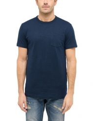 Męski T-Shirt Mustang Style Amado Dark Sapphire 1016276 4136. Niebieskie t-shirty męskie Mustang, m, bez wzorów, bez kołnierzyka, bez ramiączek. Za 69.99 zł.