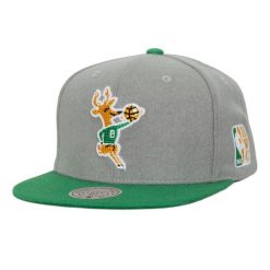 Czapka typu snapback Mitchell & Ness Melt Stitch Milwaukee Bucks. Szare czapki męskie Mitchell & Ness, bez wzorów. Za 226.50 zł.