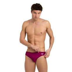 Kąpielówki męskie slipy Arena Santamarias. Fioletowe kąpielówki męskie ARENA, m, bez wzorów. Za 119.00 zł.