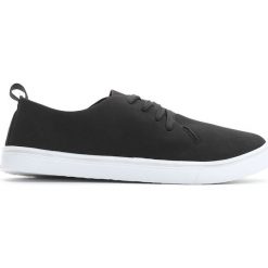 Czarne Tenisówki Hazard. Trampki męskie marki Born2be. Za 49.99 zł.