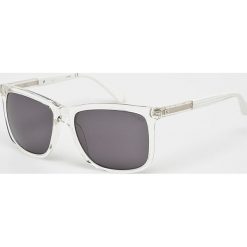 Guess Jeans - Okulary GU6861.26A. Brązowe okulary przeciwsłoneczne męskie Guess Jeans, z jeansu. Za 499.90 zł.