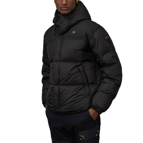 Kurtka BLAUER GIUBBINI CORTI IMBOTTI Czarny. Czarne kurtki męskie Blauer, bez wzorów, z tkaniny, bez ramiączek, bez kaptura. Za 1,437.99 zł.