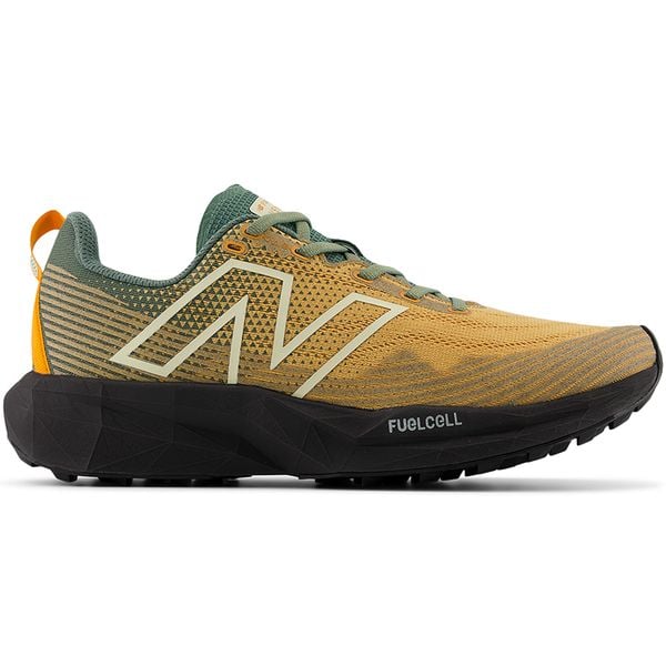 Buty męskie New Balance FuelCell Venym MTVNYMC1 – pomarańczowe. Brązowe buty do biegania męskie New Balance, bez wzorów, z materiału, bez zapięcia, do biegania. Za 449.99 zł.