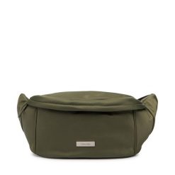 Nerka Calvin Klein. Zielone saszetki męskie Calvin Klein, bez wzorów, małe. Za 369.99 zł.