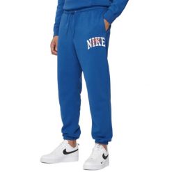 Mężczyzna>bluza Męskie Nike. Niebieskie bluzy nierozpinane męskie Nike, m, bez wzorów, sportowe, bez ramiączek, bez kaptura. Za 332.99 zł.