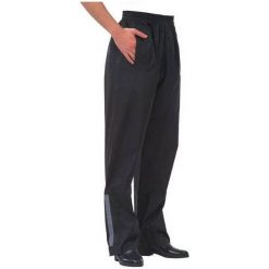 FASTRIDER Spodnie przeciwdeszczowe FASTRIDER RAIN TROUSERS czarne L. Długie spodnie sportowe męskie marki FASTRIDER. Za 109.90 zł.