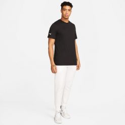 T-shirt sportowy z krótkim rękawem męski Park 20 M Tee. Czarne t-shirty sportowe męskie Nike, m, bez wzorów, z bawełny, sportowe, bez ramiączek. Za 99.99 zł.