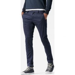 G-Star Raw - Spodnie Bronson. Spodnie na co dzień męskie marki G-Star Raw. W wyprzedaży za 229.90 zł.