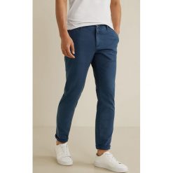Mango Man - Spodnie Iowa. Szare spodnie na co dzień męskie Mango Man, z bawełny, casualowe. W wyprzedaży za 119.90 zł.