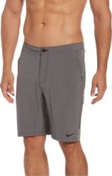 Nike Szorty Nike Flow 9" NESSC515 061. Szorty sportowe męskie Nike, bez wzorów, sportowe. Za 105.53 zł.