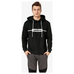 Umbro Bluza Obsydian , czarny, rozmiar XL. Czarne bluzy nierozpinane męskie Umbro, m, z aplikacjami, z materiału, z kapturem. W wyprzedaży za 59.99 zł.